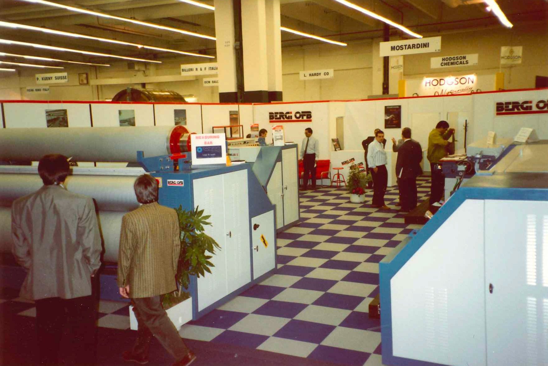 stand Bergi spa fiera CUIR anni 1990